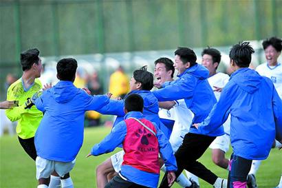 官方：荷兰队后卫哈特曼因病退出集训，不会随队出战波兰