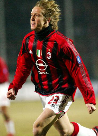 阿布拉汗总结2025：谢谢这一年的滚烫，谢谢所有“我们”