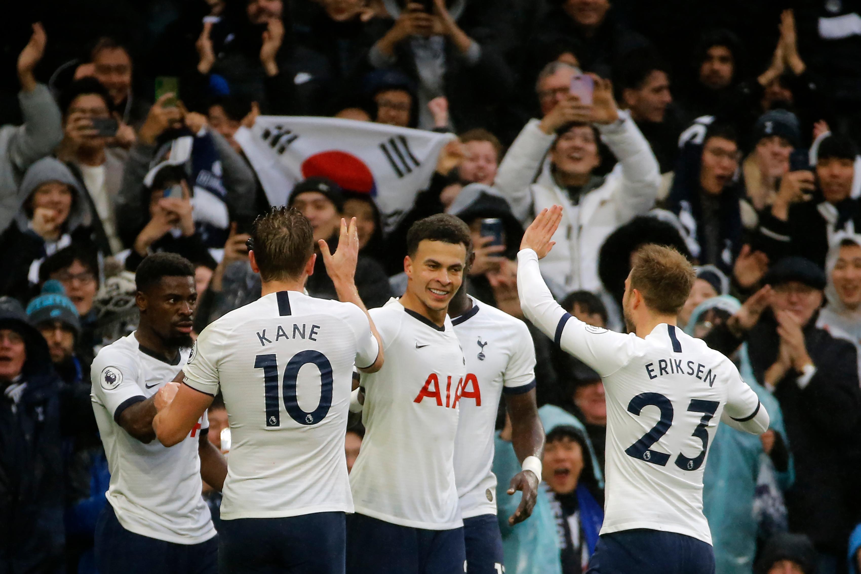 追梦将比肩库里，成为唯二代表勇士出战900场常规赛的球员