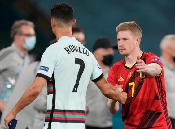 马卡：小西蒙尼如今表现出色，离不开梅西对他的明智建议